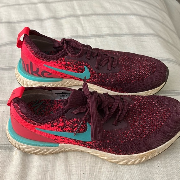 Nike React - Picture 1 of 3